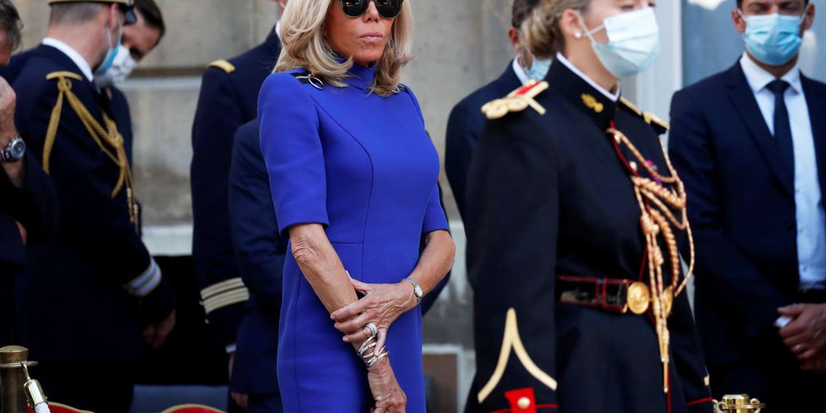 Brigitte Macron: Das Foto, das in sozialen Netzwerken Kontroversen auslöst