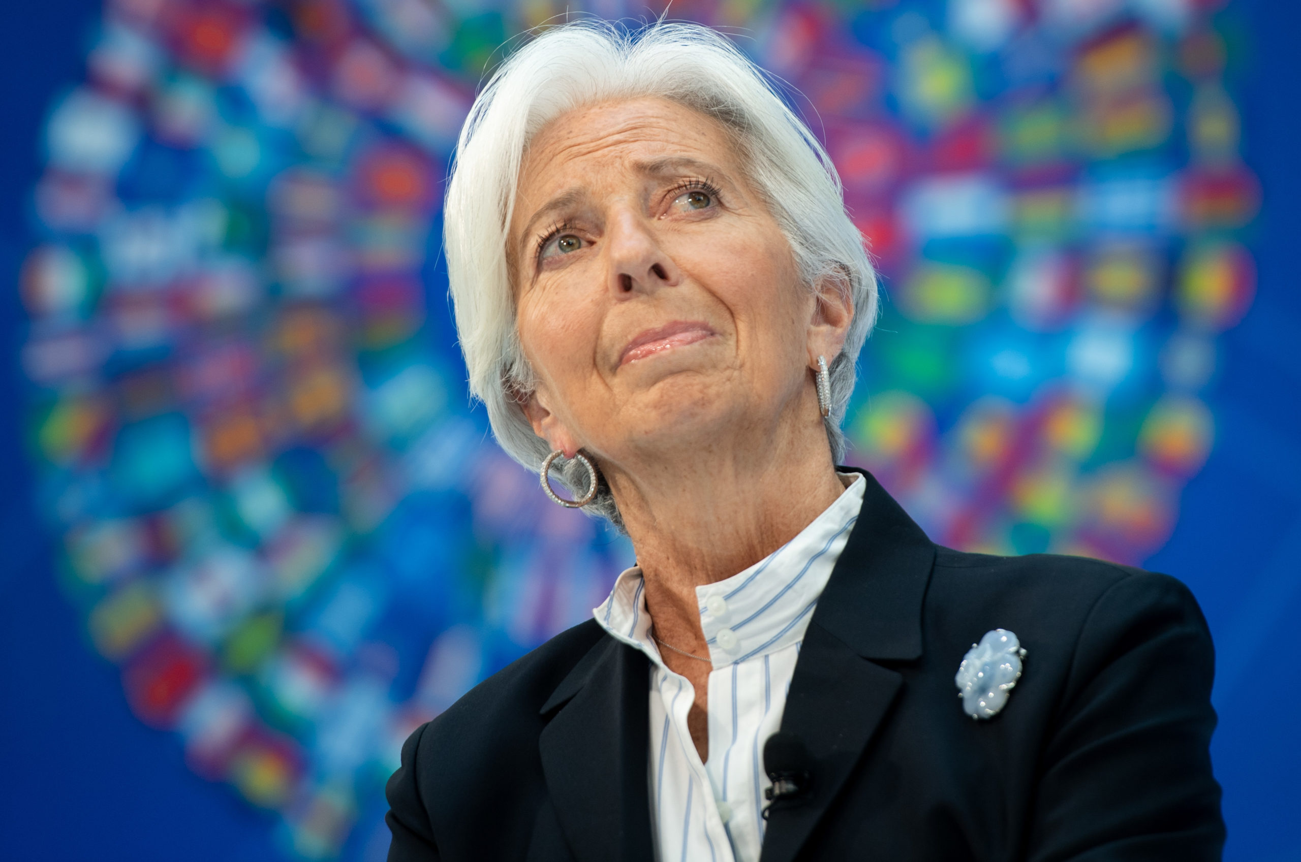 Selbst mit einem Impfstoff wird die Erholung wahrscheinlich „instabil“ sein, warnt Christine Lagarde