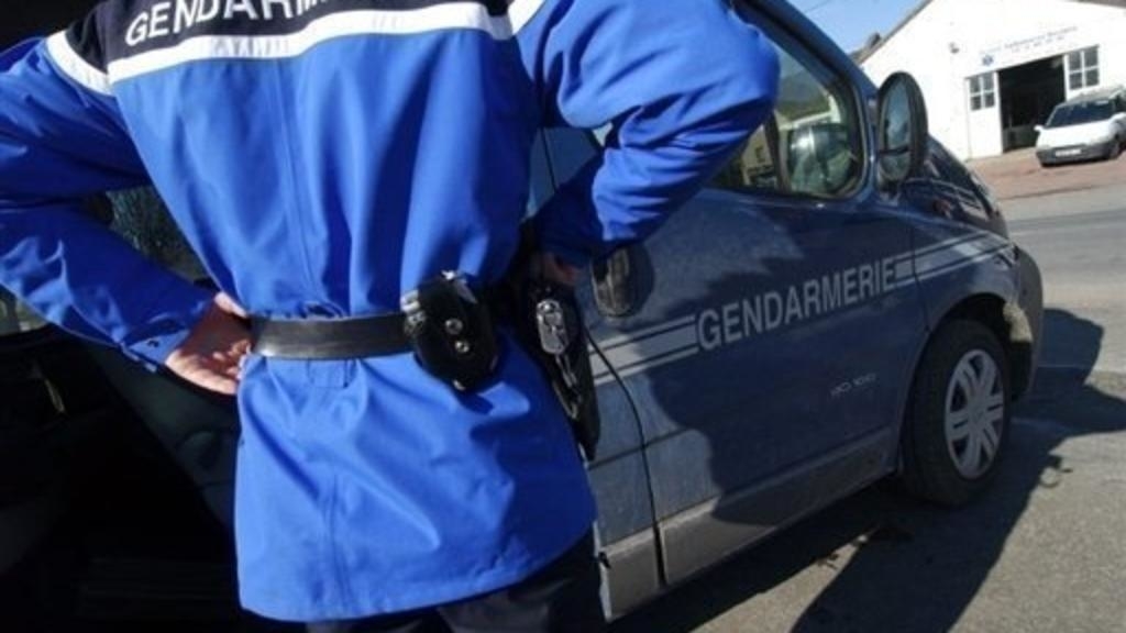 Puy-de-Dôme: drei Gendarmen wurden getötet, der mutmaßliche Täter der Schießerei ist tot