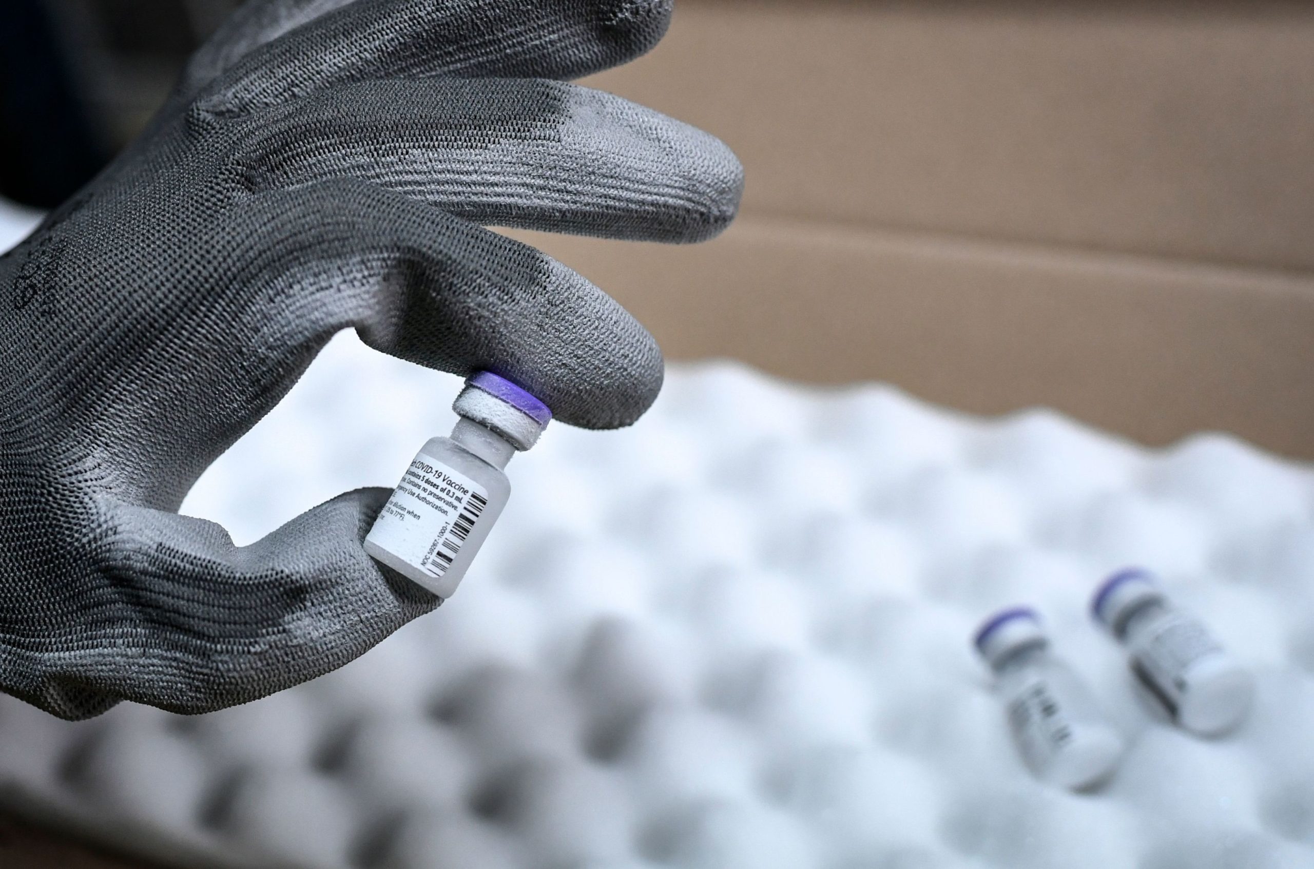 Coronavirus: Die ersten Impfstoffe sind geliefert