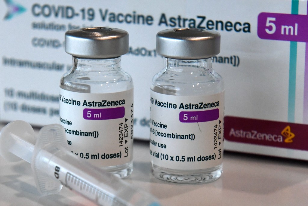 Also doch: Impfstoff von AstraZeneca wird mit Thrombose in Verbindung gebracht, sagt die Europäische Arzneimittelbehörde