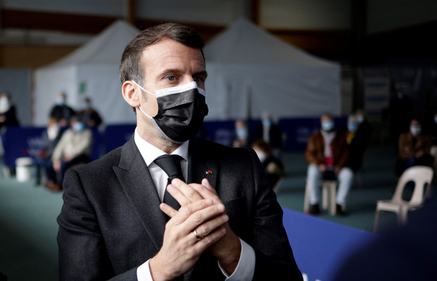 Covid-19 : Emmanuel Macron, allein gegen alle