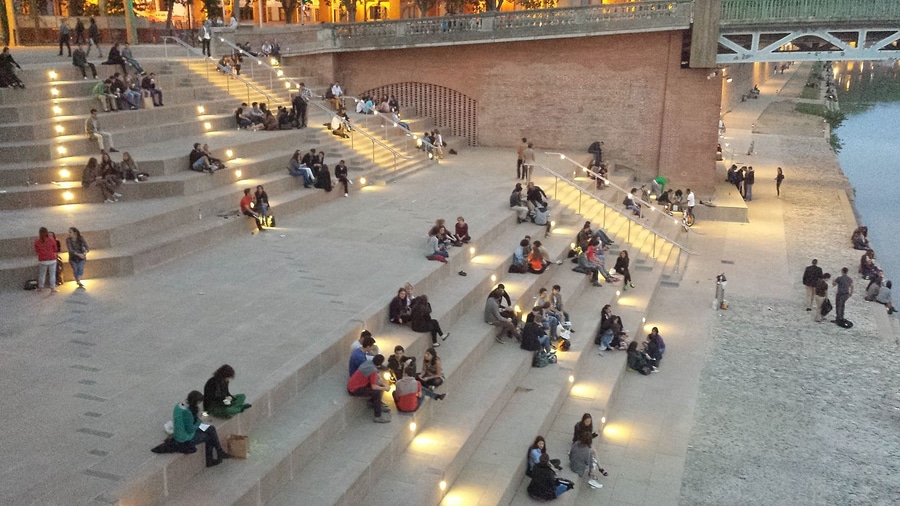 Covid-19 : Dieses Wochenende waren die Ufer der Garonne in Toulouse voll