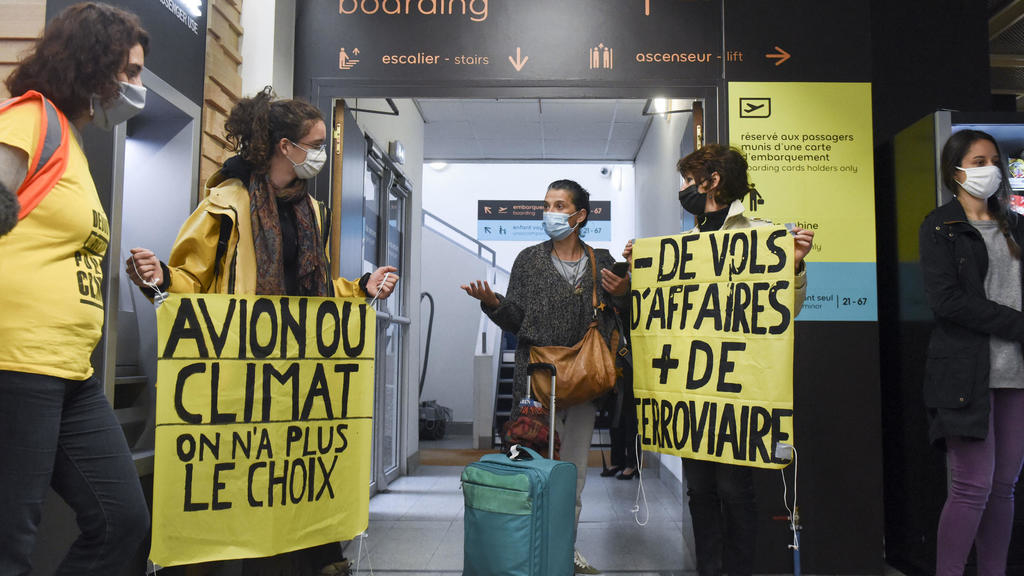 Klimagesetz: Die Nationalversammlung schafft einige inländische Flugverbindungen ab