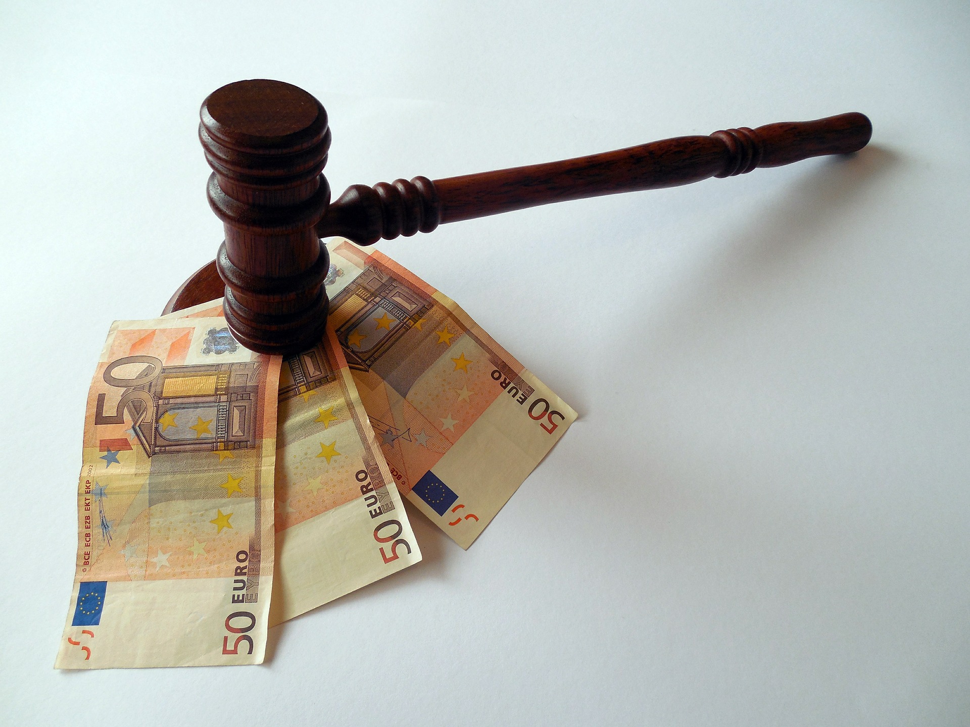 Gesundheitspass: Wenn Kunden nicht kontrolliert werden drohen 45.000 € Bußgeld und ein Jahr Gefängnis