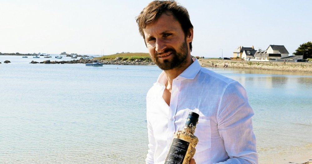 200 Flaschen Whisky reifen im Meer