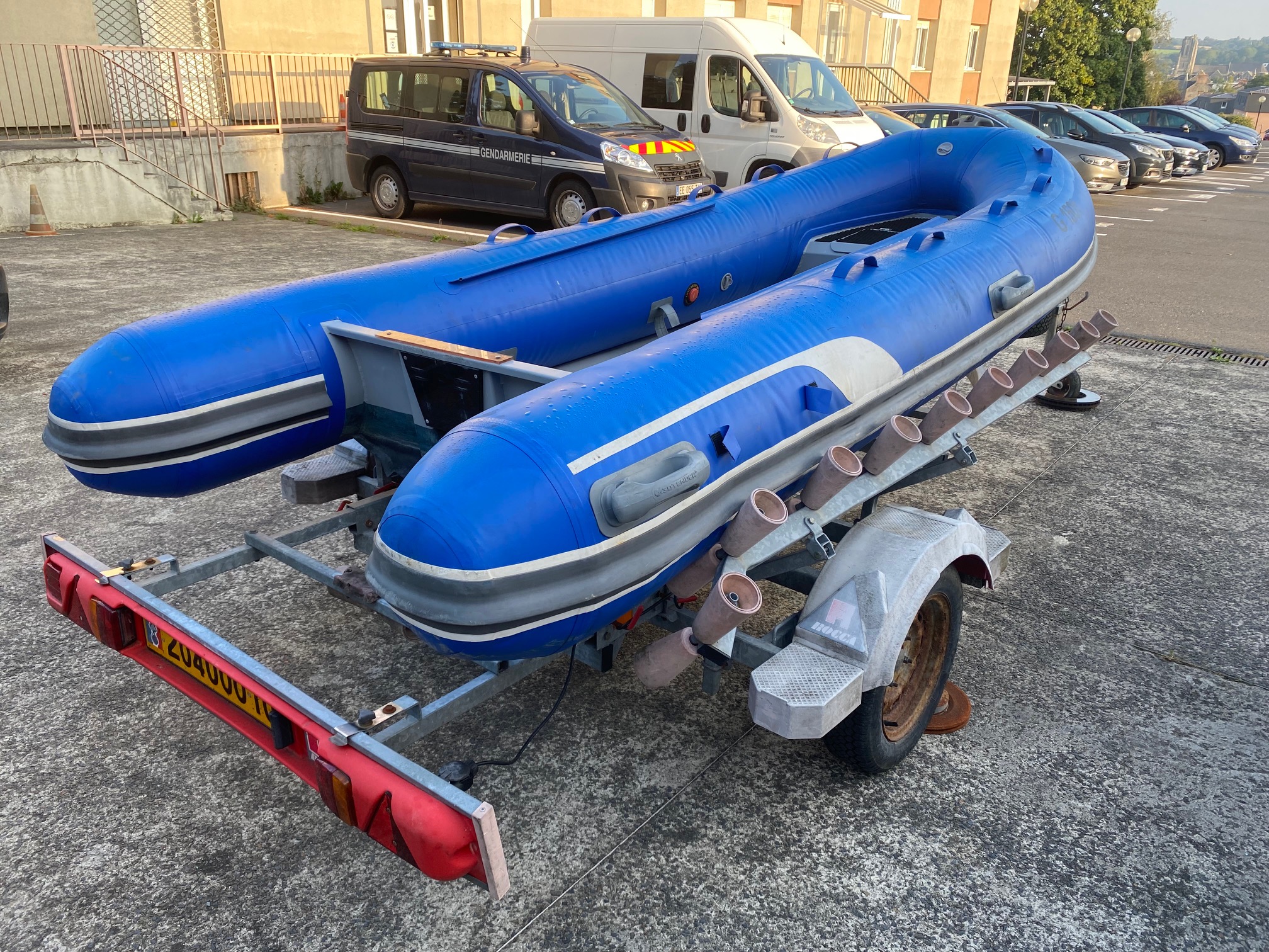 Normandie: Ein Jahr nach seinem Verschwinden wird ein Gendarmerieboot auf Facebook zum Verkauf angeboten