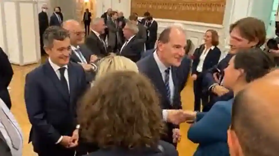 Covid-19: „Wir sind alle Menschen“ … Attal verteidigt die Nichtbeachtung der Barrieregesten durch Castex und Darmanin