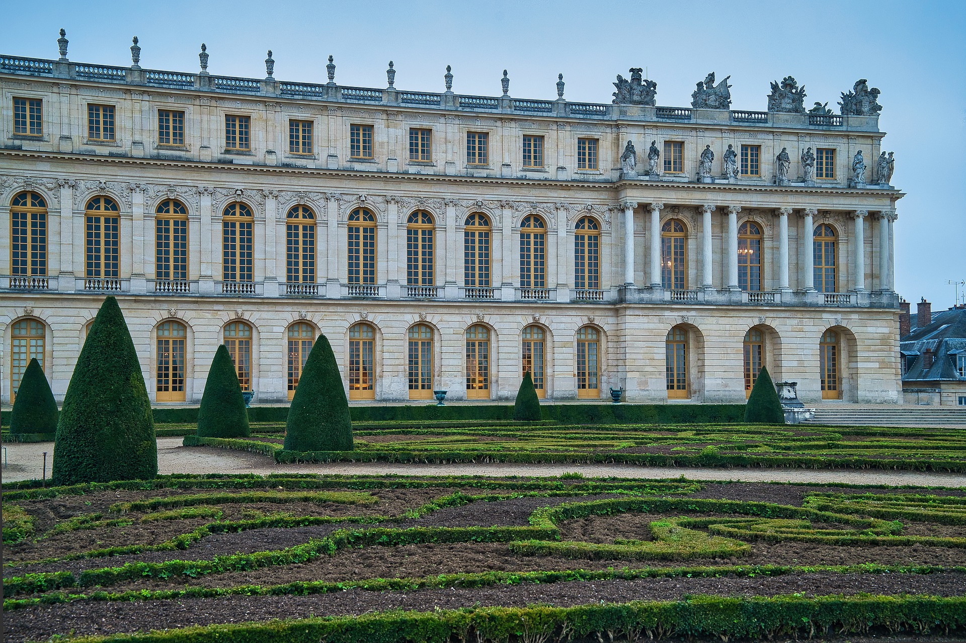 Ukraine-Krieg: EU-Staatschefs treffen sich in Versailles