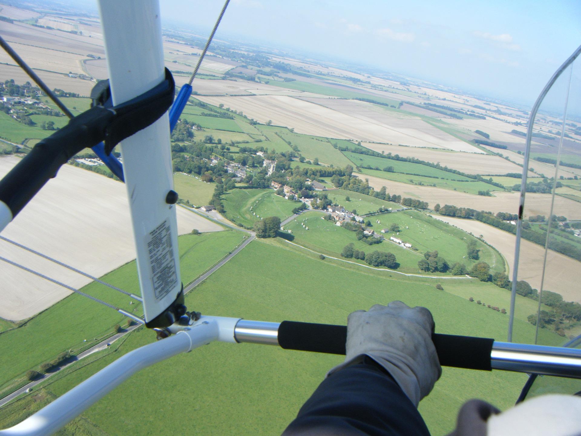 Haute-Loire: Zwei Tote beim Absturz eines Ultraleichtflugzeugs bei Chaspuzac