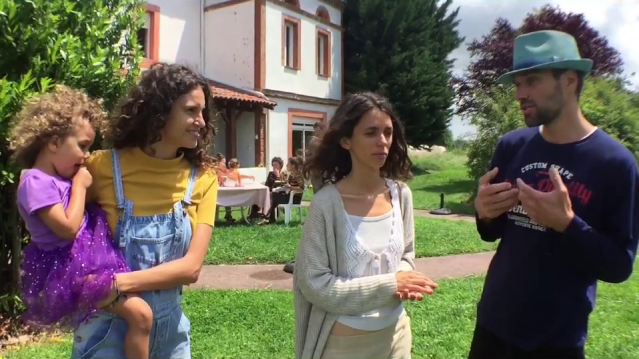 Ariège: Ein Ökodorf, in dem die Kinder nicht zur Schule gehen