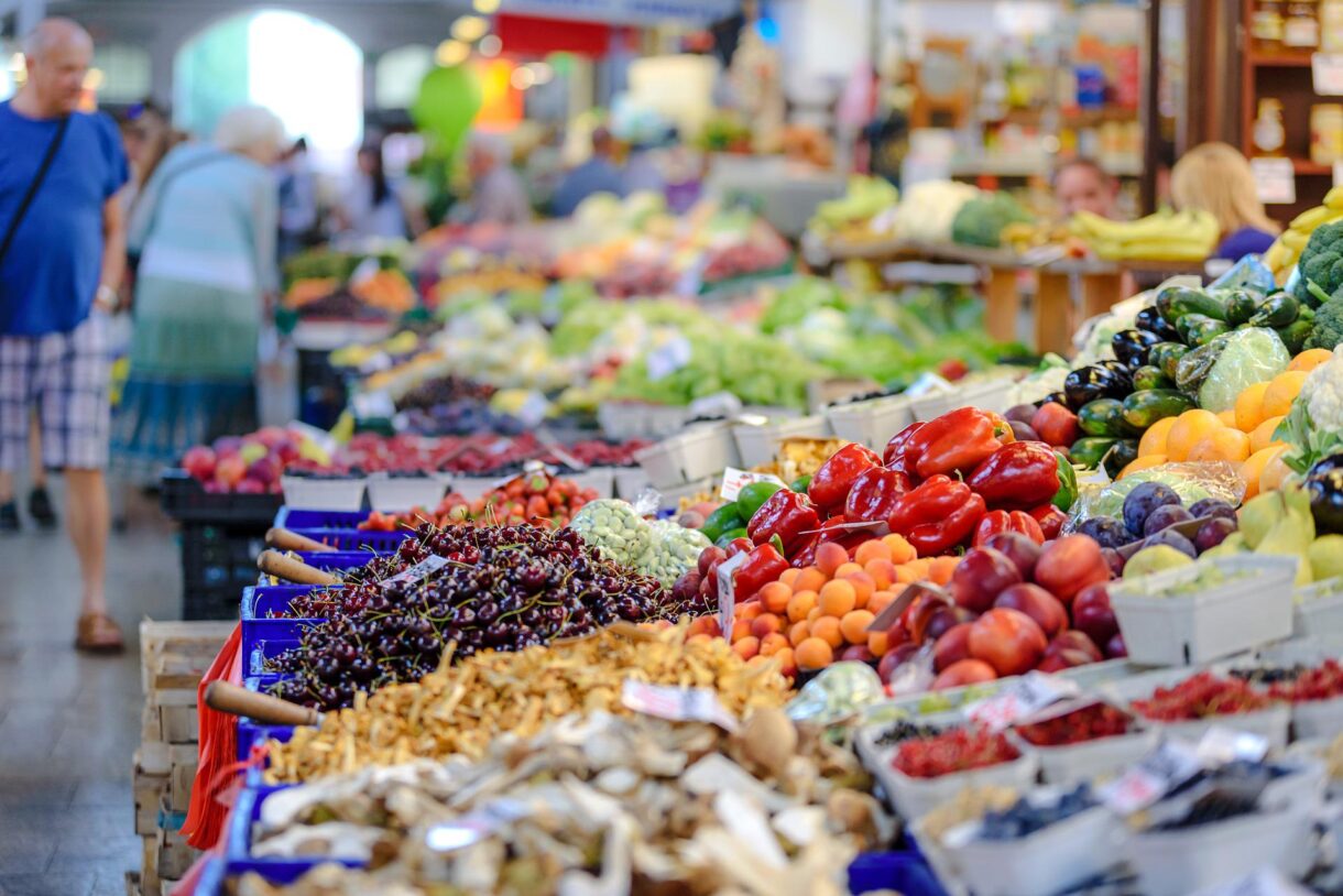 Wenn der Preis zur Gewissensfrage wird – ein solidarischer Markt in Bergerac stellt den Handel auf den Kopf