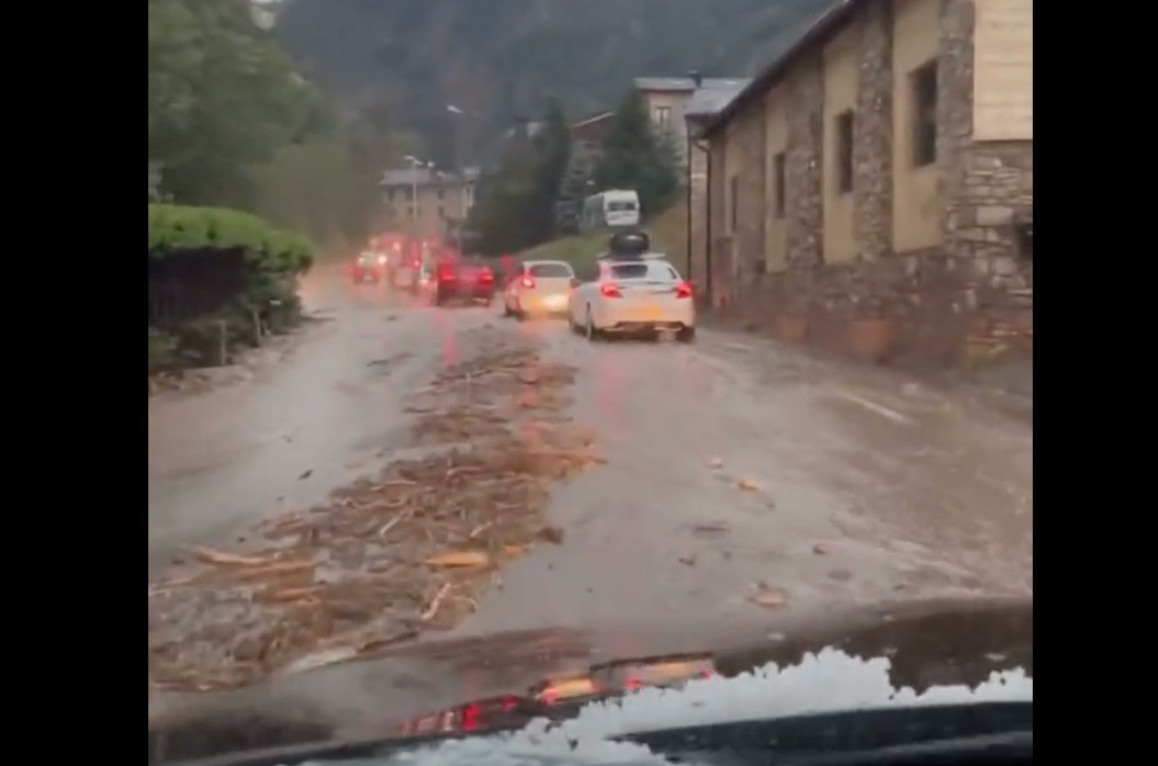 Pyrenäen_Gewitter