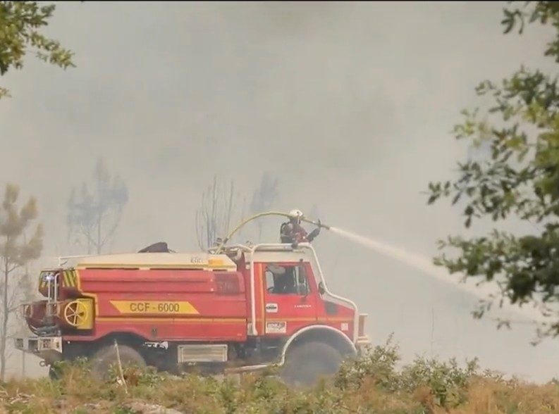 Waldbrand_Gironde1208