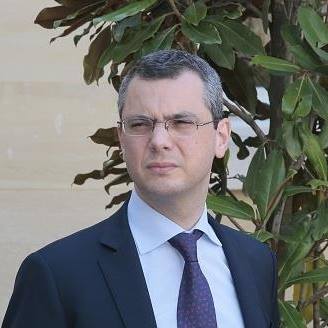 Generalsekretär des Elysée-Palastes Alexis Kohler wegen illegaler Einflussnahme angeklagt