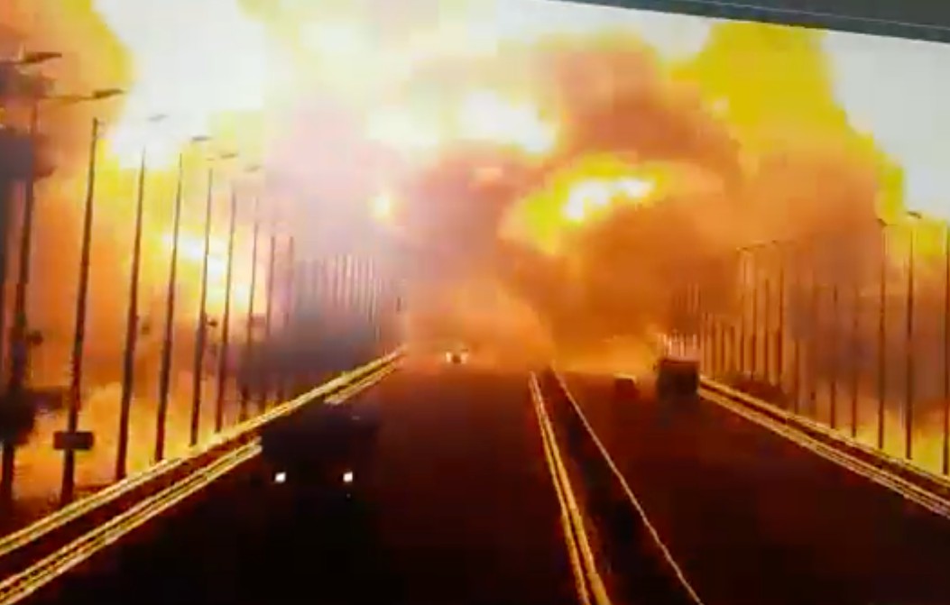 Explosion_Krim-Brücke