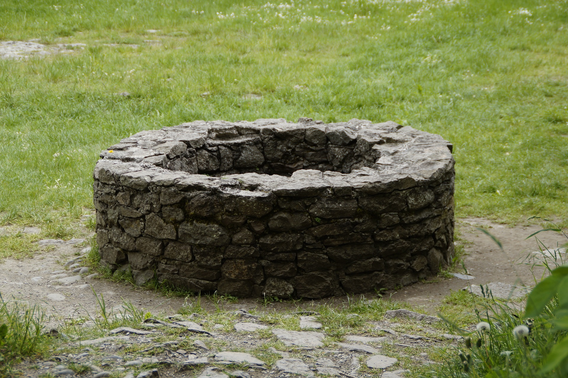 Brunnen