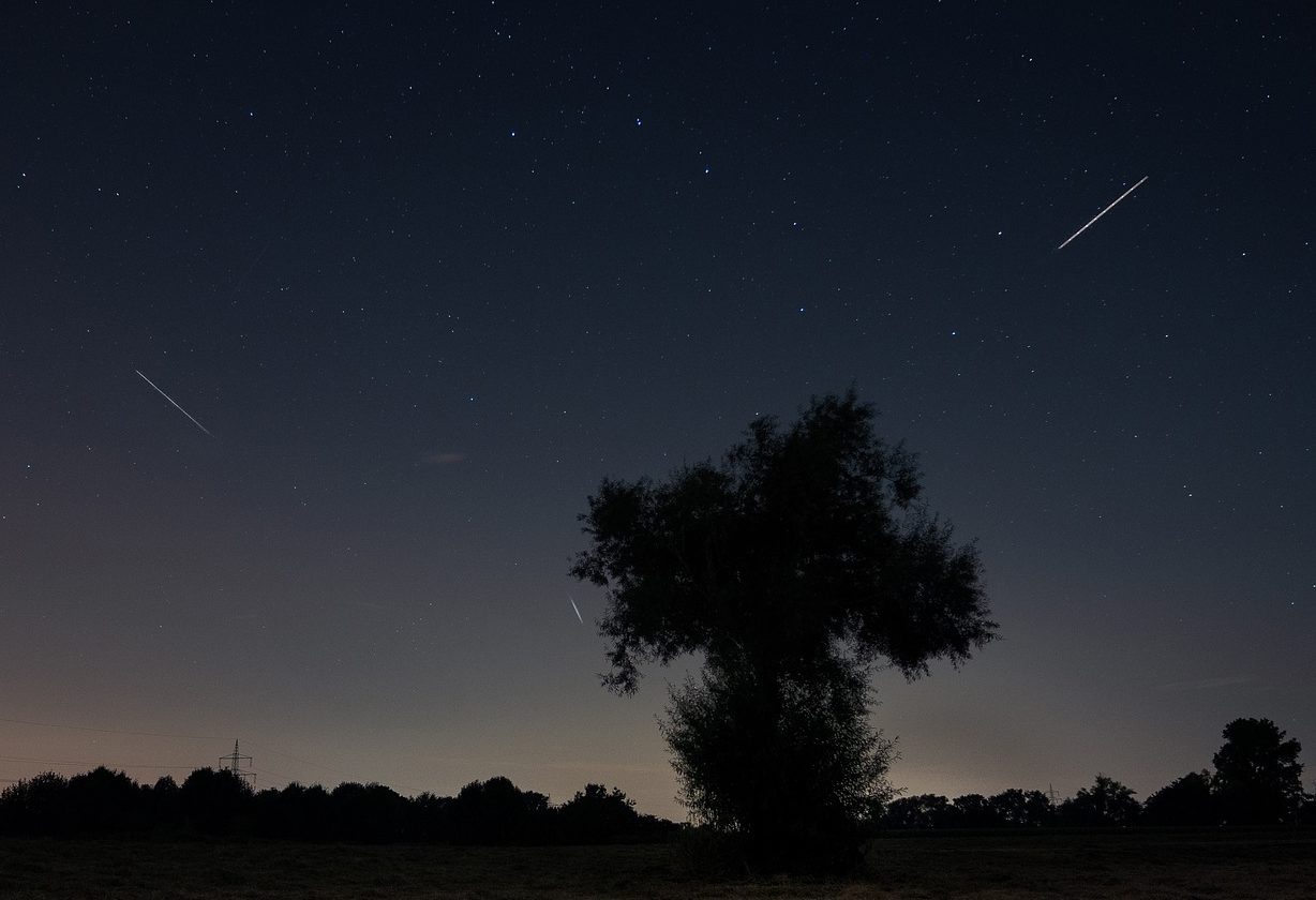 Astronomie: Sternschnuppenregen wird am Freitagabend zu sehen sein