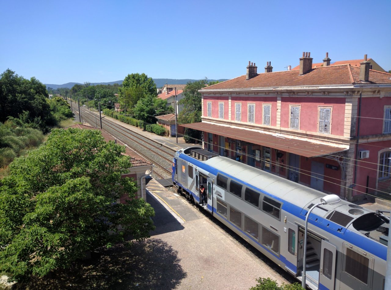 Gare_du_Luc-et-Le_Cannet