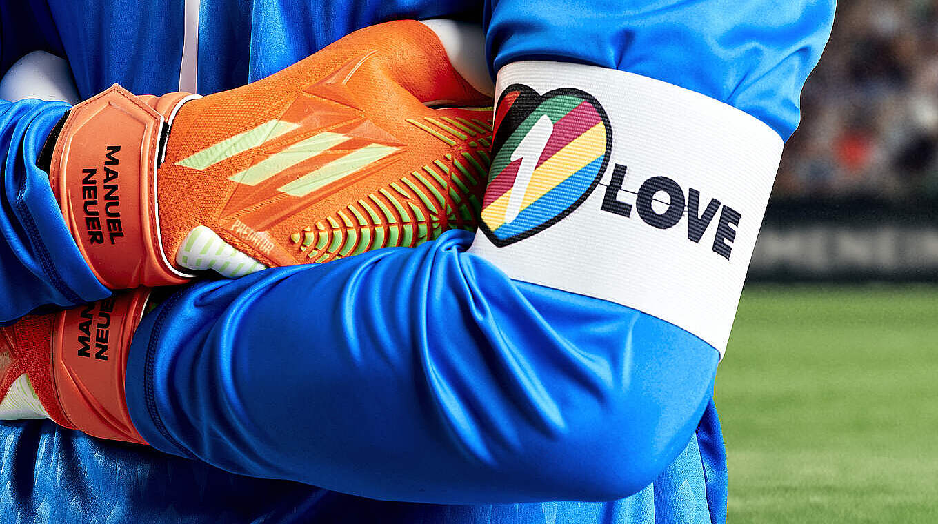 „One Love“-Armbinde als Zeichen der Unterstützung für die LGBTQ+-Gemeinschaft in Katar unerwünscht?