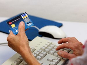 Online-Betrug: Zerschlagung eines Netzwerks mit 4.000 Opfern in Frankreich