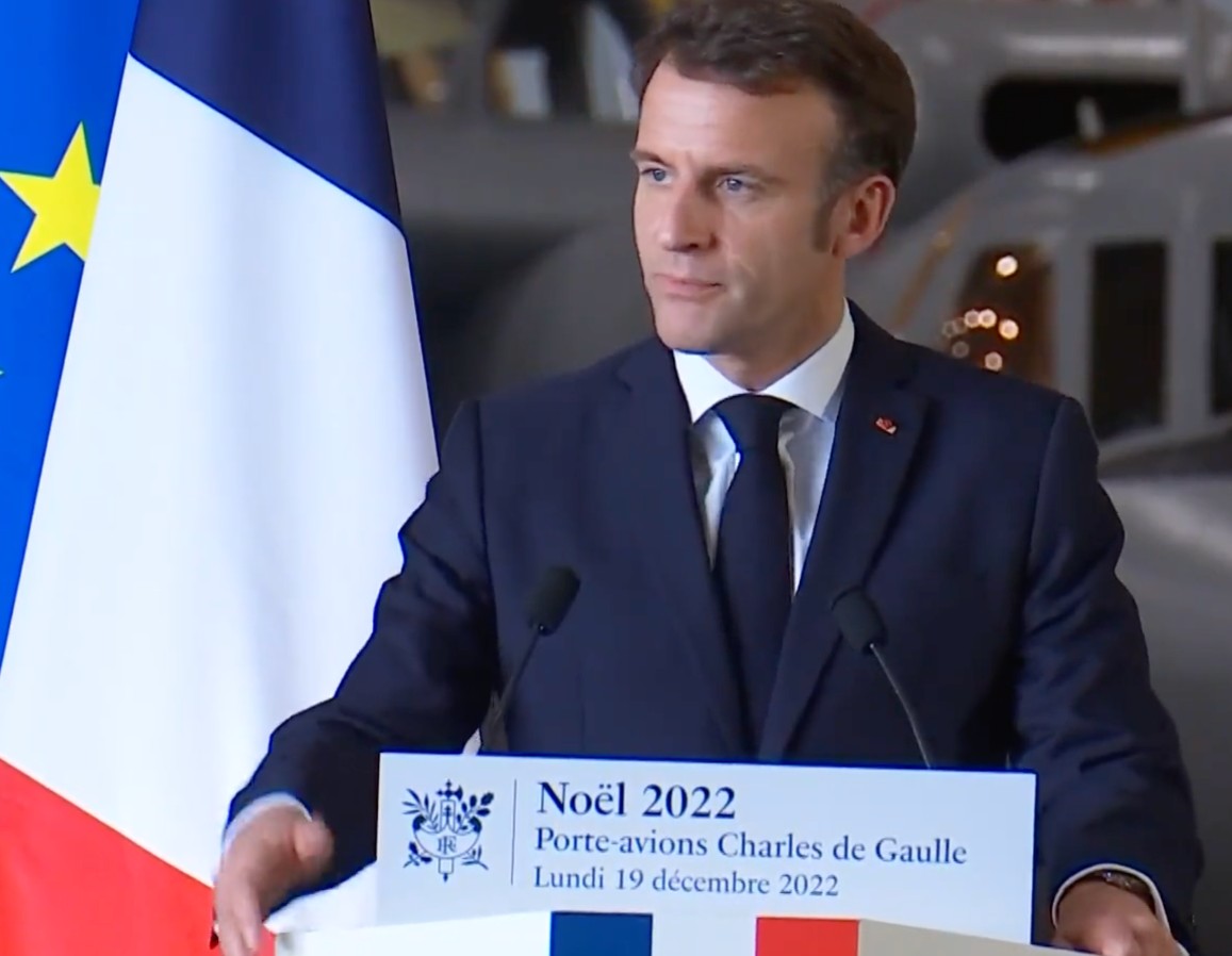 Macron_Flugzeugträger_CdG