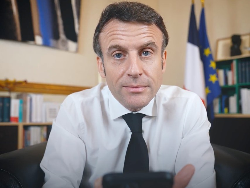 Macron_Twitter_18012023