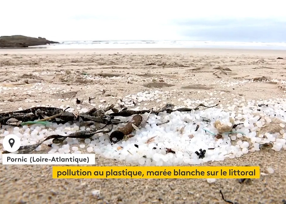 Hunderttausende Plastikkugeln verschmutzen die französische Atlantikküste