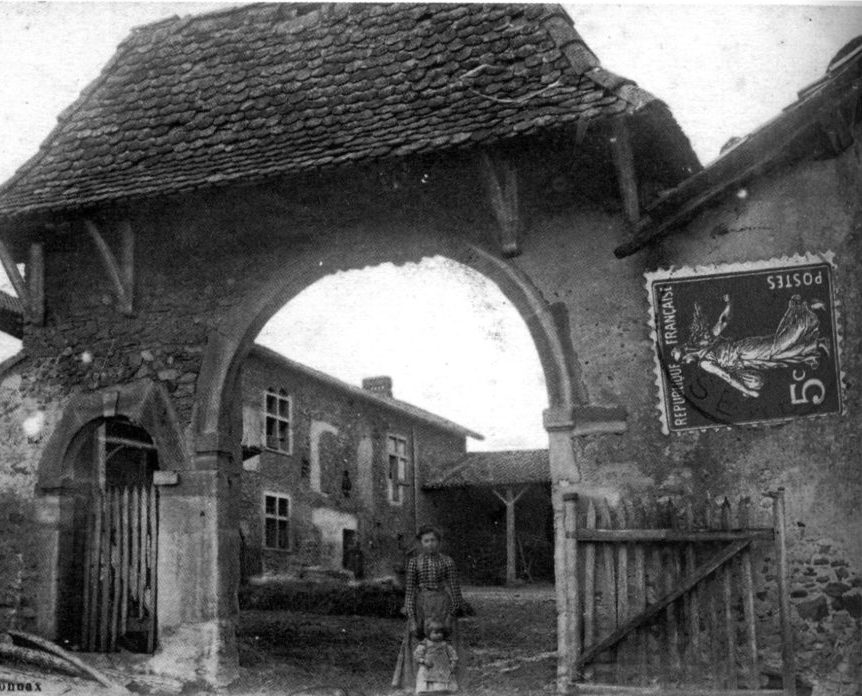 Von Jean-Jacques Rousseau einst bewohntes historisches Bauernhaus steht zum Verkauf