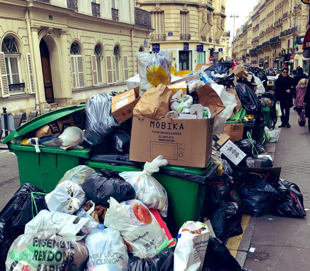 Muellberge_in_Paris