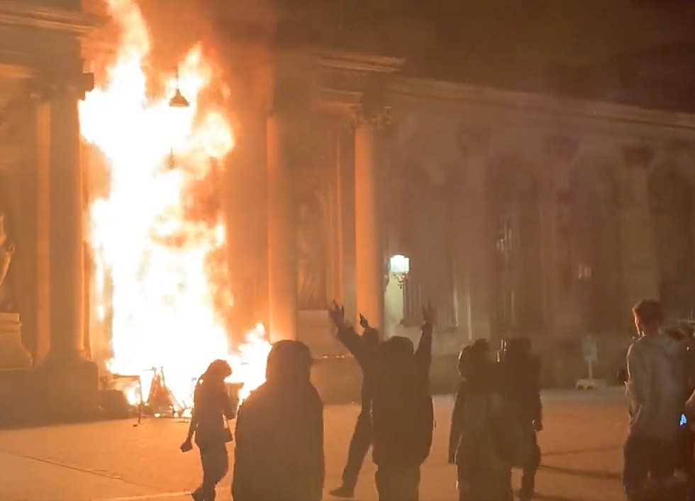 Mairie_Bordeaux_Screen