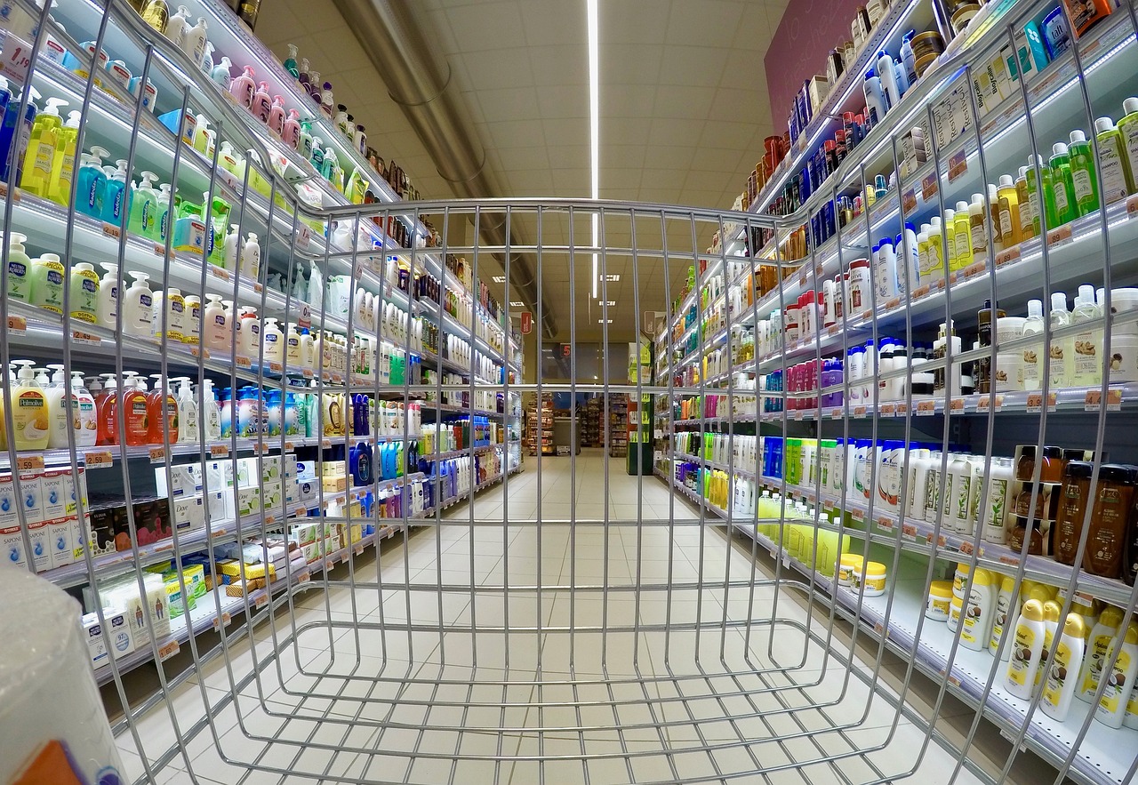Was befindet sich in den Anti-Inflations-Warenkörben der grossen Supermarktketten?