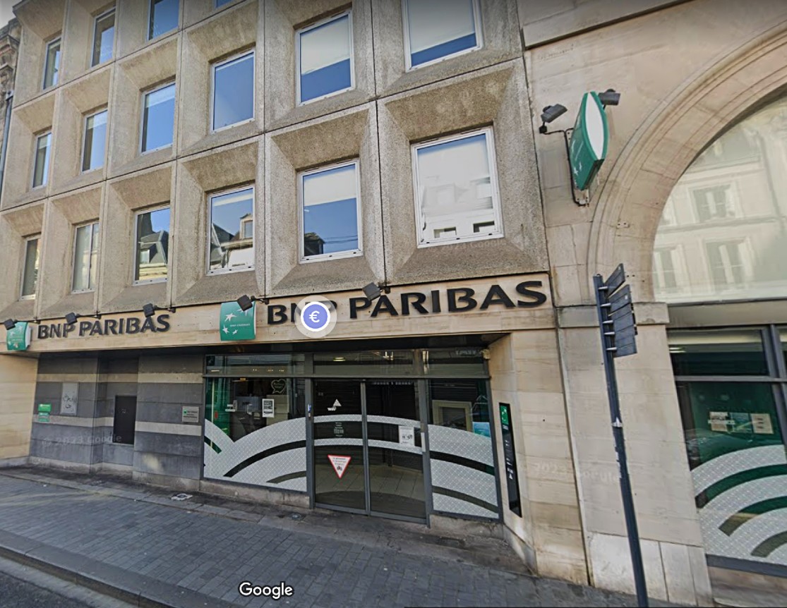 Arras: 86-jährige wohlhabende Frau von drei Personen entführt und dann in ihrer Bank wiedergefunden