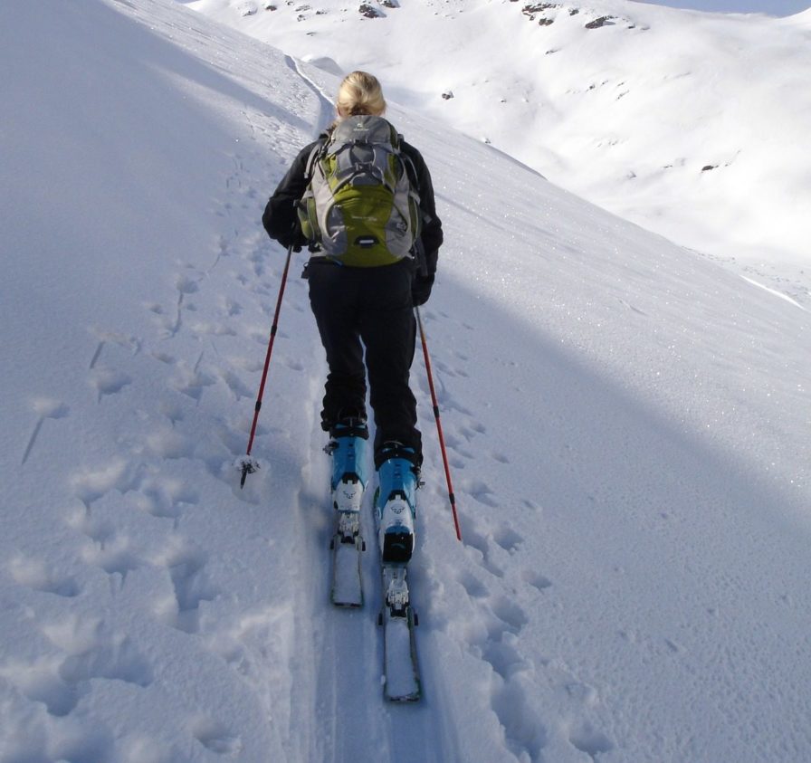 Isère: eine seit Donnerstag im Haut-Bréda-Tal vermisste Skifahrerin wurde gefunden
