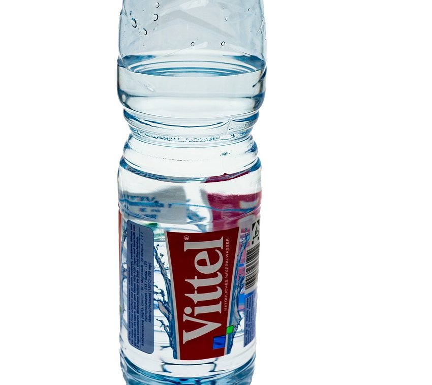 Dürre: Nestlé Waters suspendiert zwei Bohrungen in Vittel für sein Hépar-Wasser