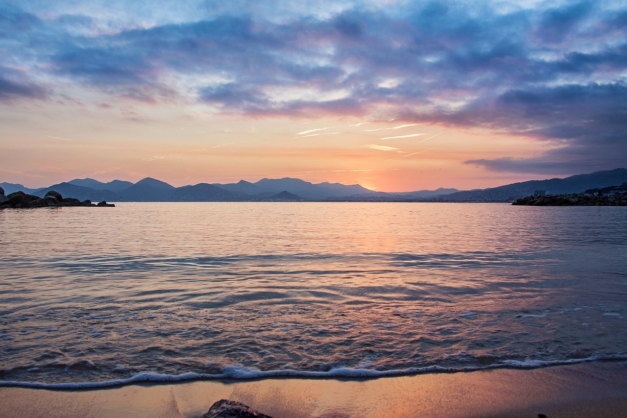 Umwelt: Eine geplante künstliche Insel in der Nähe von Cannes sorgt für Kontroversen
