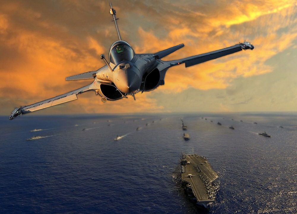jet-5757525_1280