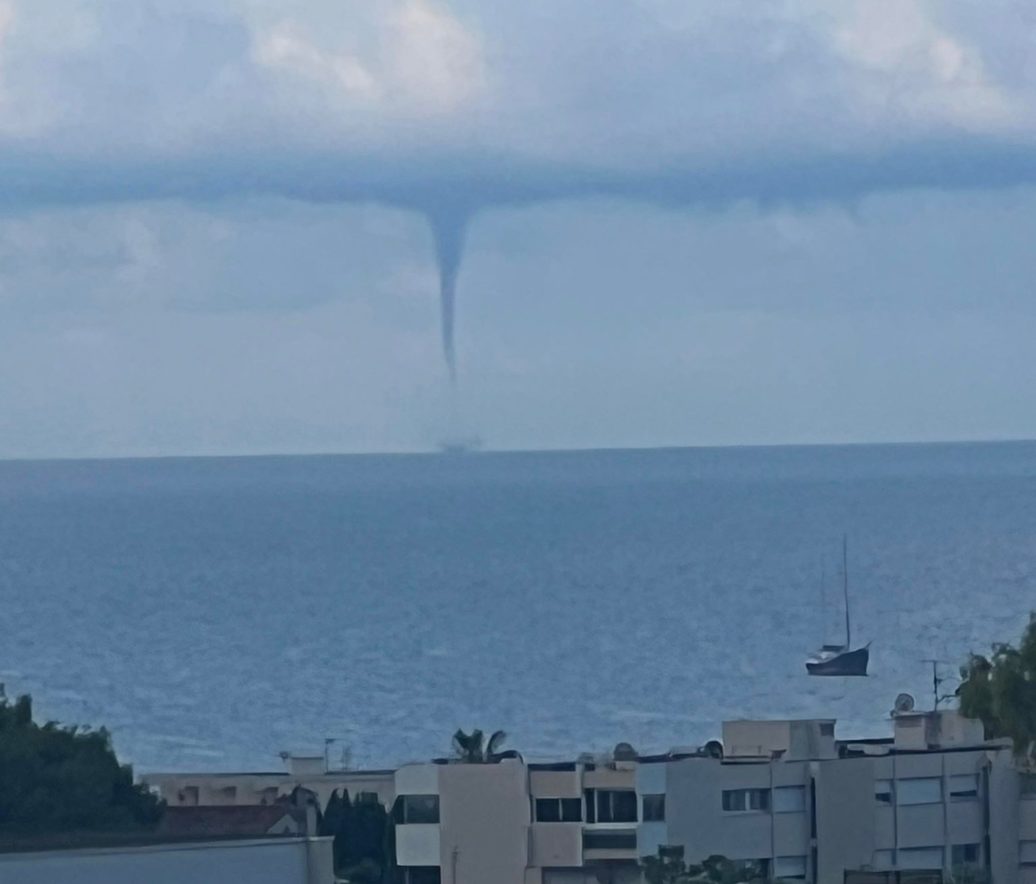 Wetter: Beeindruckender Meeres-Tornado vor der Côte d’Azur gesichtet