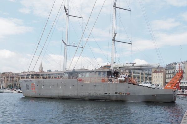 Das Segelschiff „Persévérance“ wird von Marseille in die polaren Gewässer der Antarktis starten