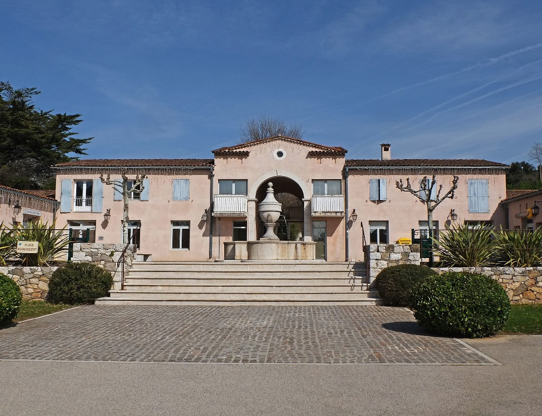 Alpes-Maritimes: Roquefort-les-Pins erhält eine Erbschaft von 8 Millionen Euro von einer Einwohnerin