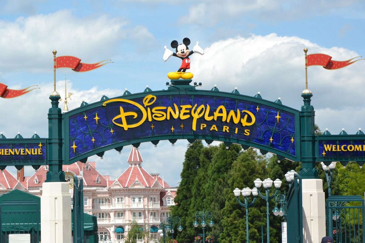 Streik im Disneyland Paris – was fordern die Beschäftigten des Vergnügungsparks?