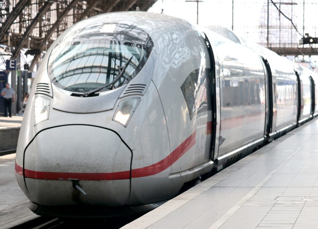 Heute werden 60.000 Zugtickets zwischen Frankreich und Deutschland an 18- bis 27-Jährige verschenkt