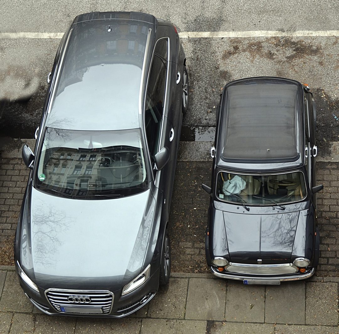 Paris: Große Autos müssen ab 2024 mehr fürs Parken zahlen