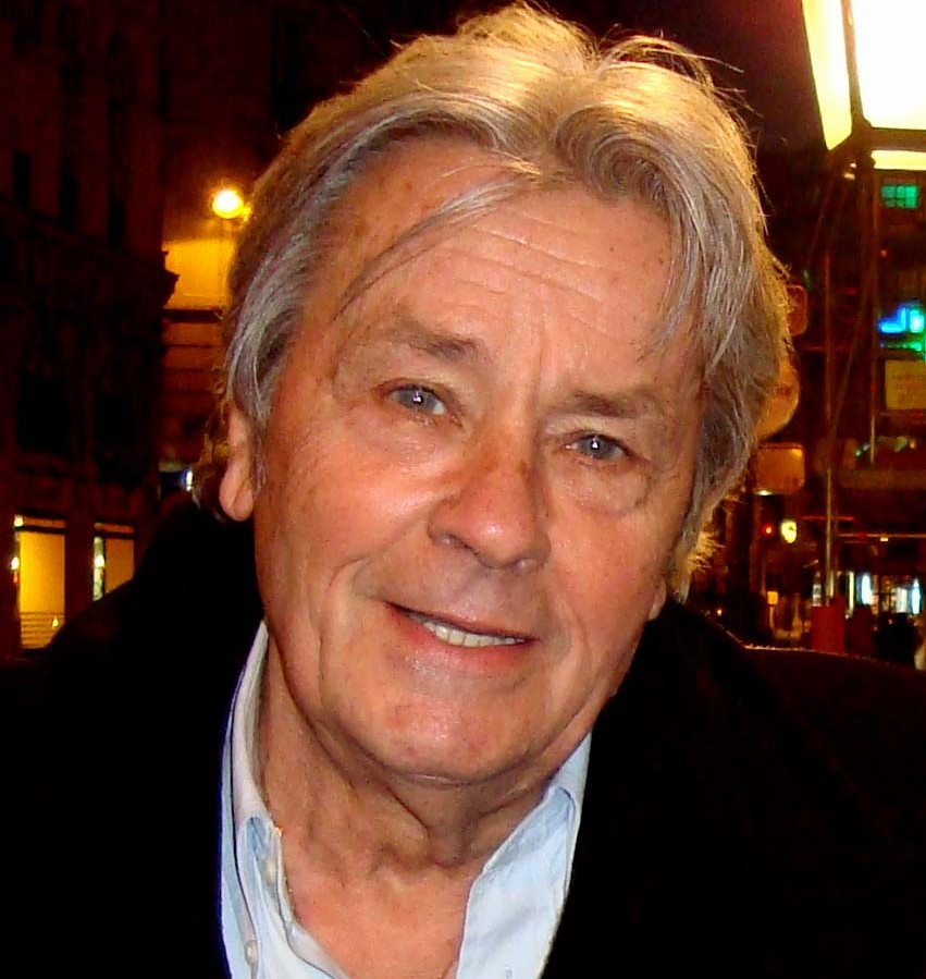 Alain_Delon_Wiki_Janvier_2011