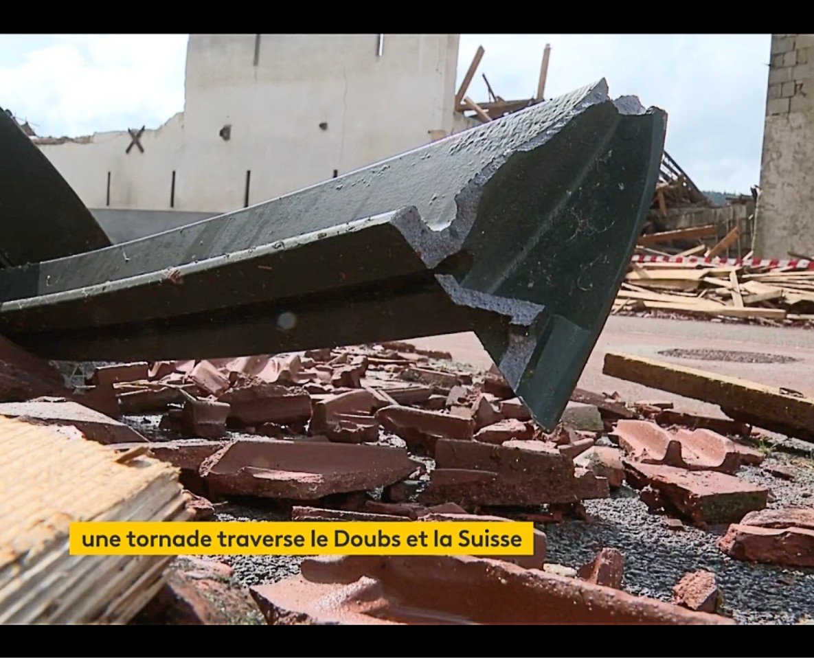 Zerstörungen_Tornado_Doubs_Screen