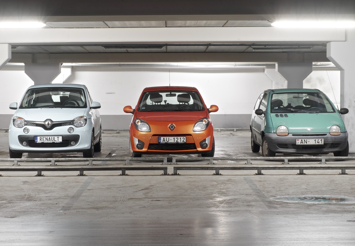 Renault_Twingo_2014_v_2008_v_1993_Wiki