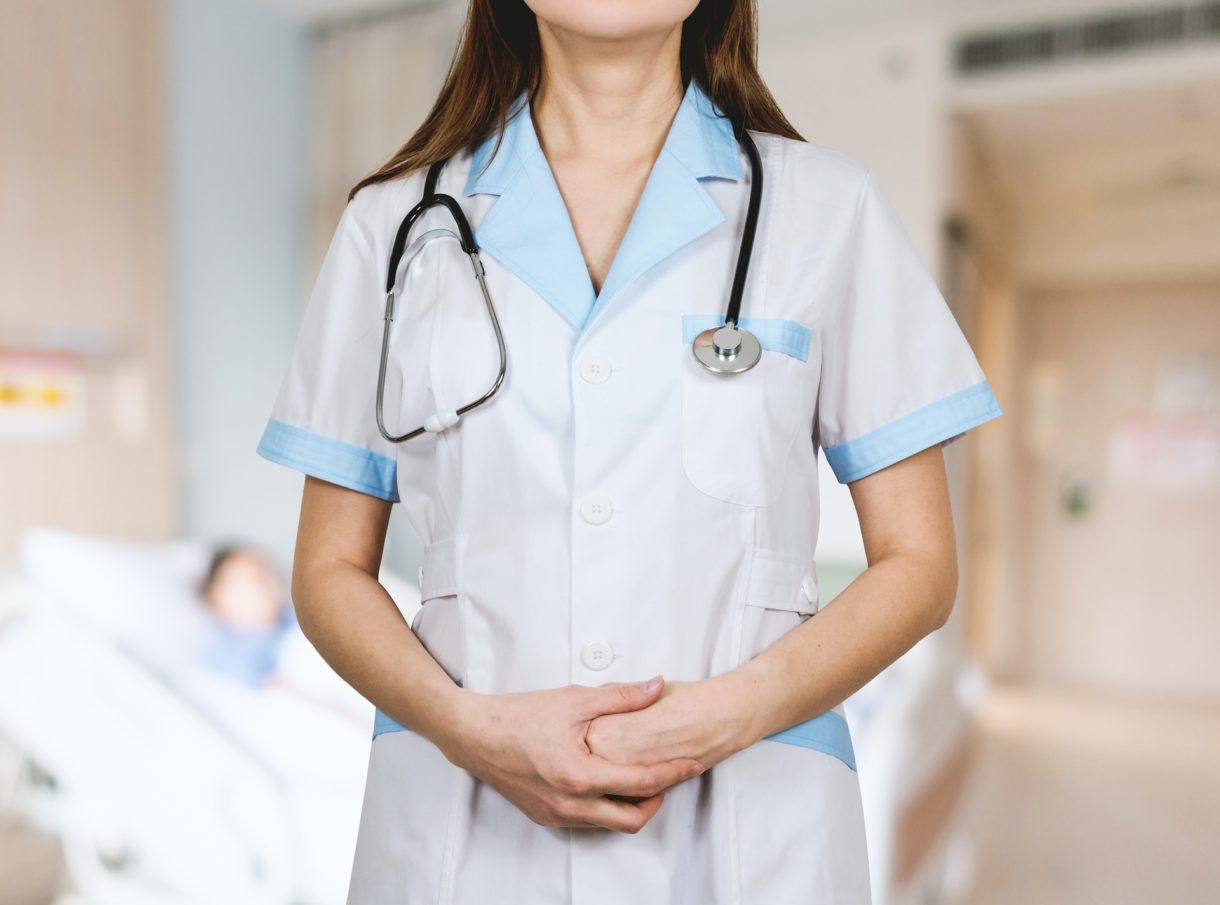 Frankreich: Nachtarbeit soll für Krankenschwestern und Pflegehelfer 25% besser bezahlt werden