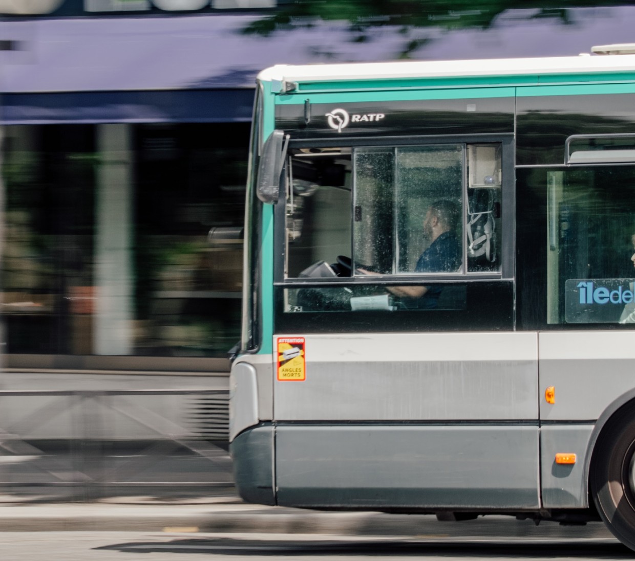 Die Pariser Verkehrsbetriebe (RATP) testen erstmals autonome Busse