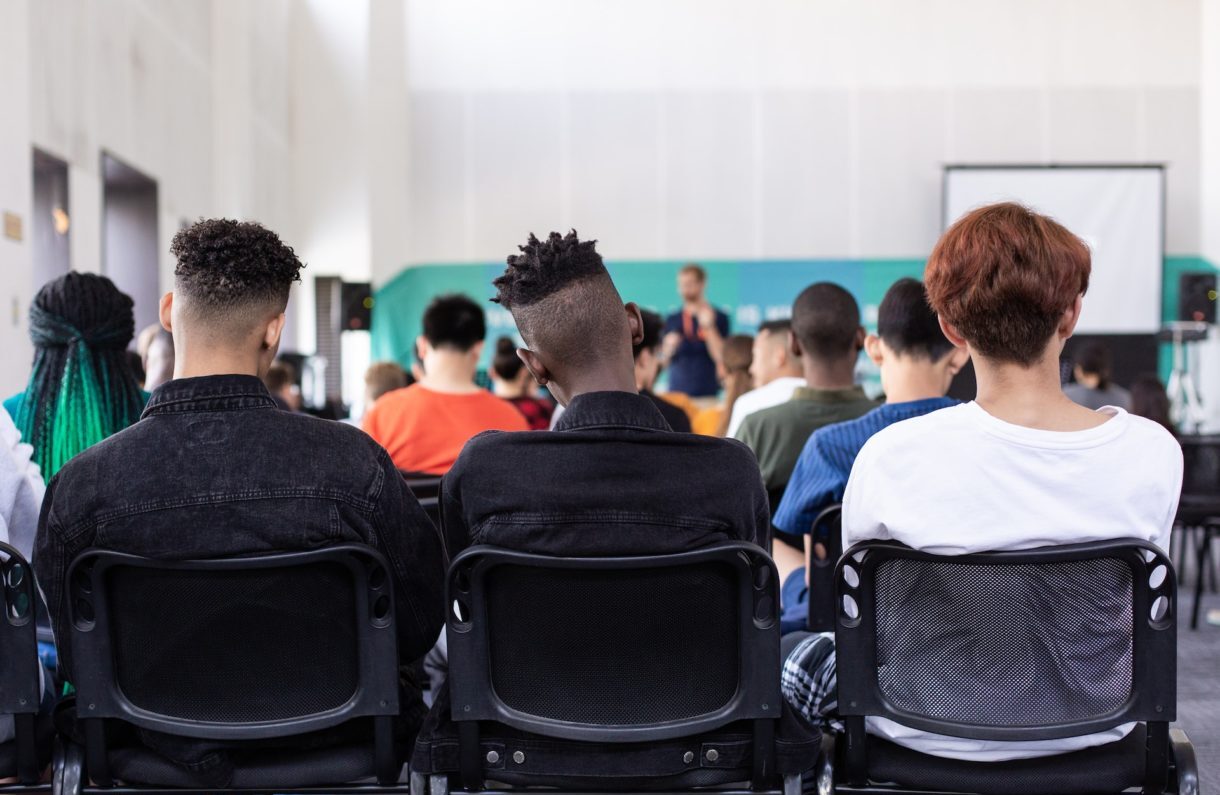 Beginn des neuen Schuljahrs: Bildungsinvestitionen in der Île-de-France stoßen an Grenzen