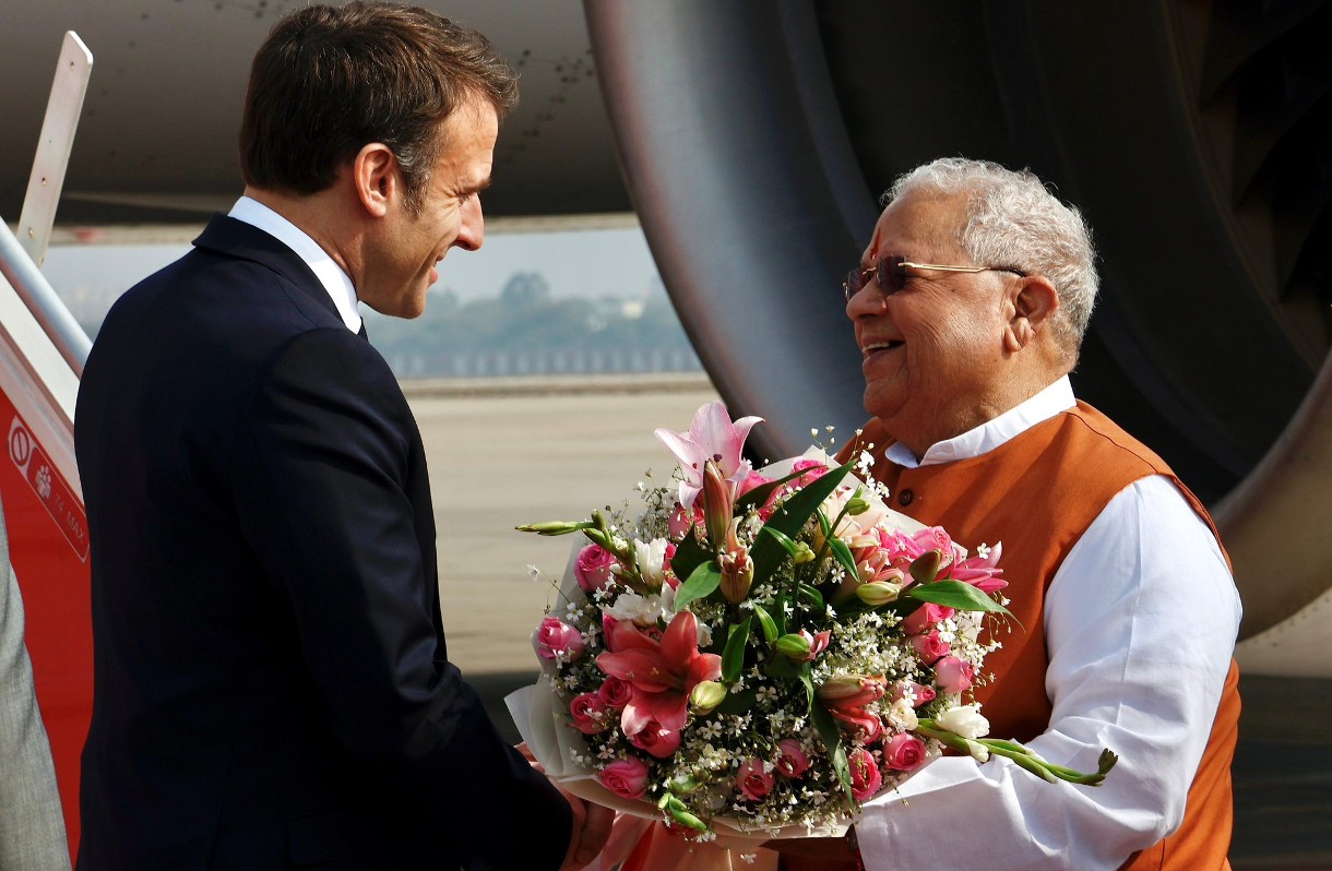 Macron_Indenreise_ScreenX
